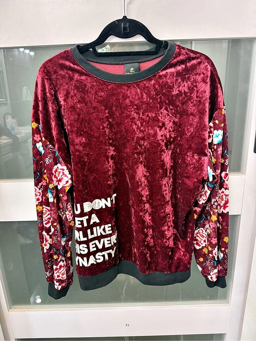 Disney Princess Floral Sleeve Graphic Sweatshirt in Red Size Large